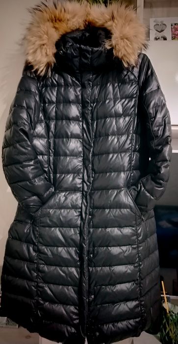 Geacă impermeabila, lungă, neagră, mar S - M, cu blăniță naturală