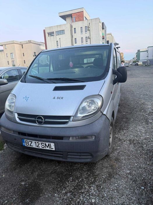 Opel vivaro/renault trafic