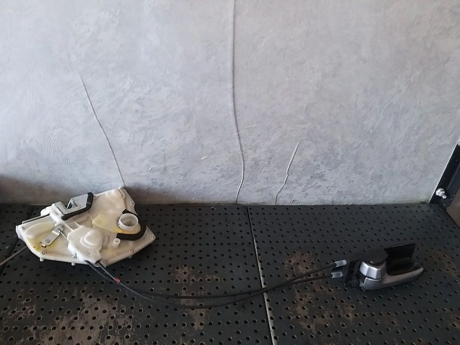 Broasca maner interior stanga fata suzuki swift