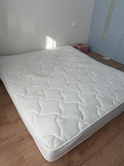 Продам матрац для спальни