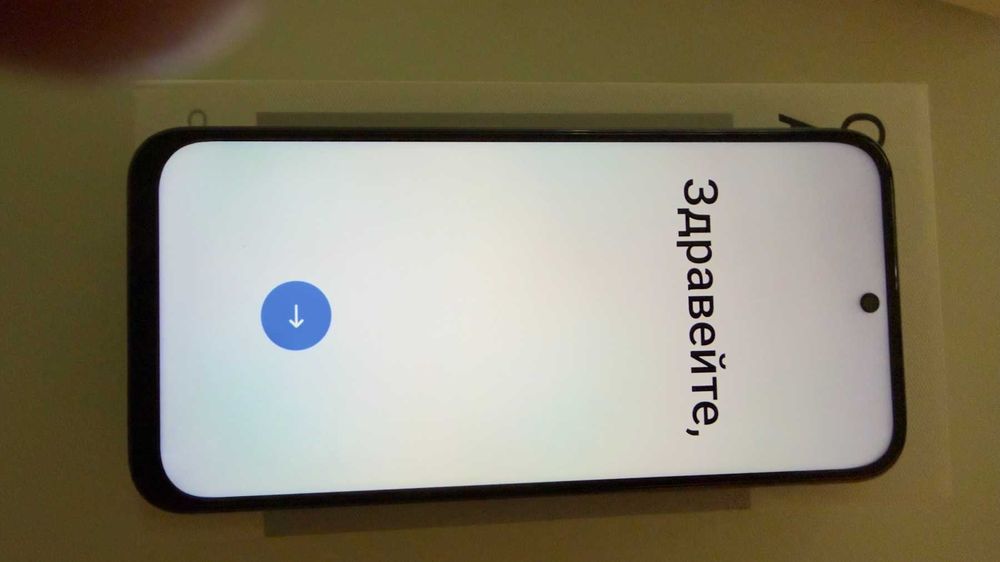 Мобилен телефон OPPO A6x Black Purple