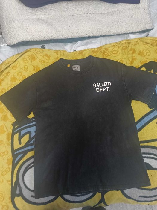 Tricou Gallery Dept