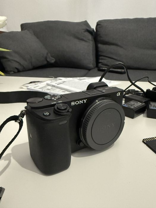 Sony A6400 doar body