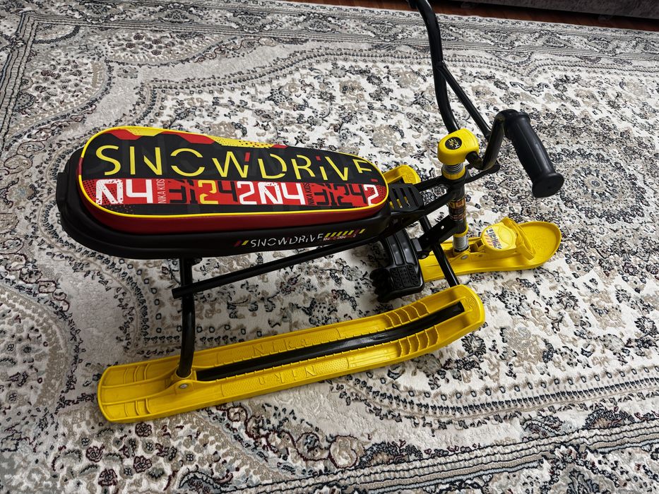 Санки очень хорошом состояние