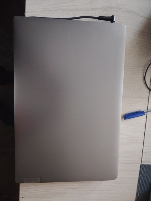 Lenovo IdeaPad Slim 3