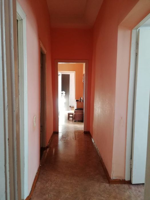 Продаётся 3-х комнатная квартира