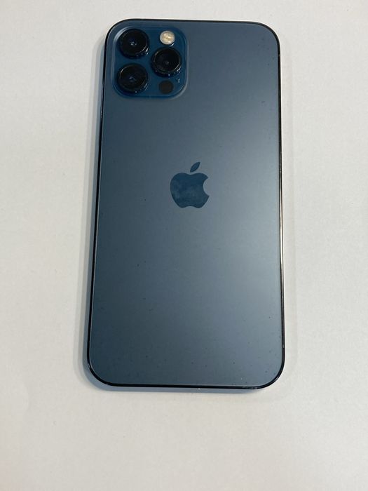 iPhone 12 PRO  • 100 % Bateria • de piese