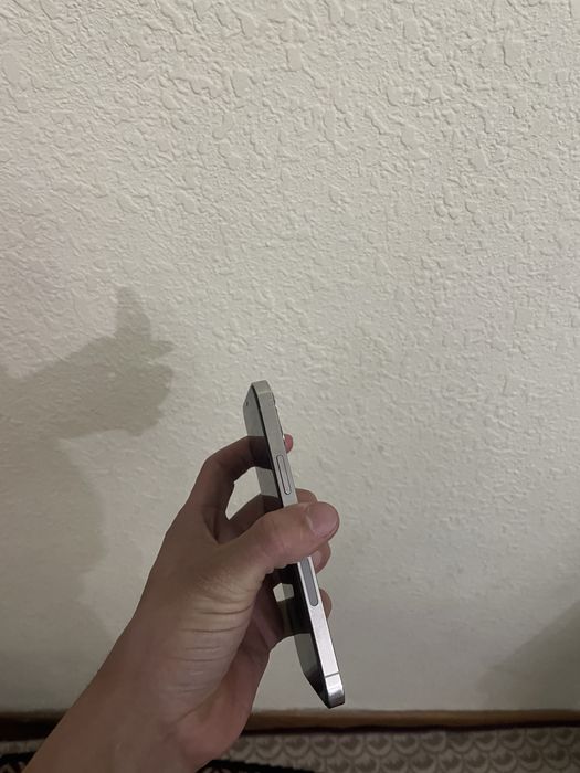 Iphone 12 pro holati ideal