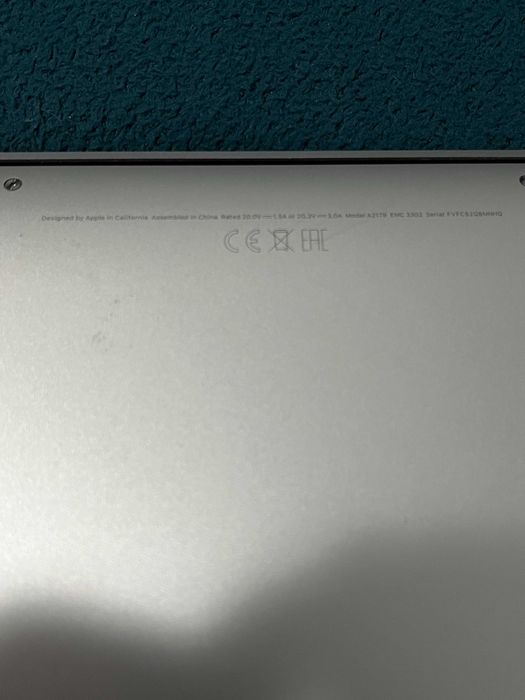 Macbook Air A2179 la cutie, model 2020