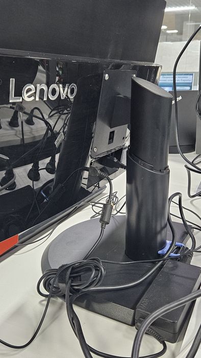 Моноблок с гарантией 21.5" Lenovo V410z