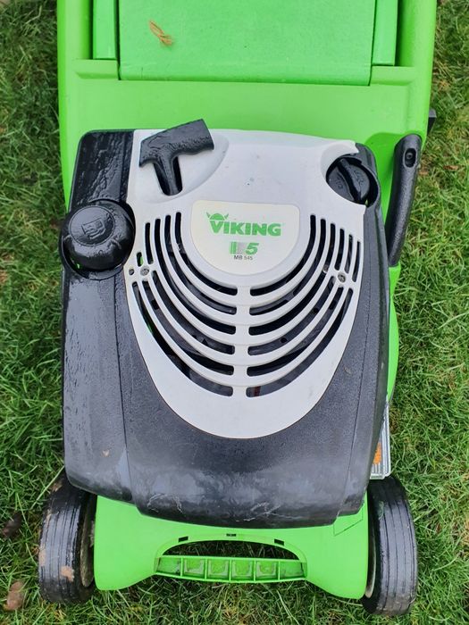 Masina de tuns iarba gazon Viking