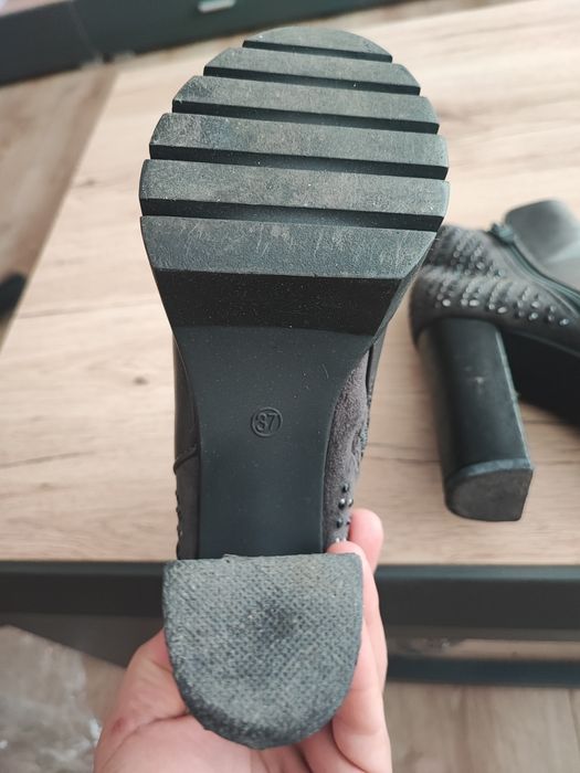 Дамски официални боти