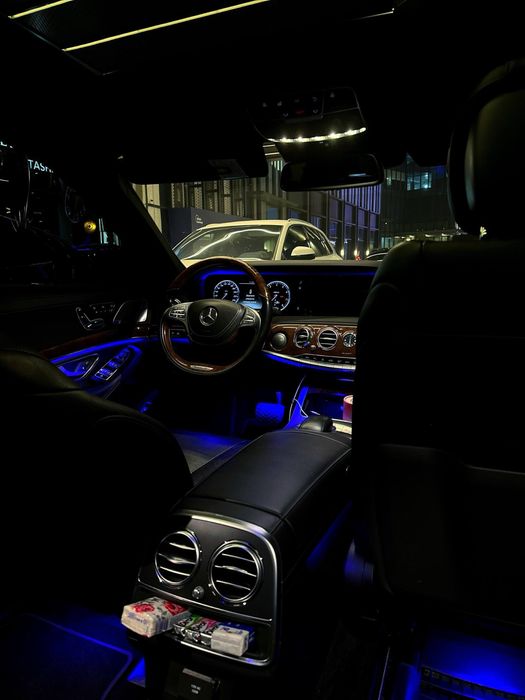 Kartej To’y va raddom marosimlar uchun Mersedes Benz 222