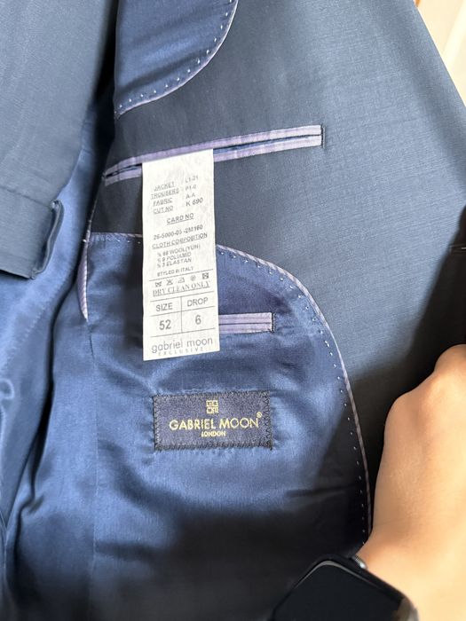 Продам классический костюм
