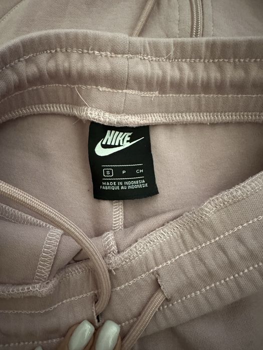 Дамски екип Nike
