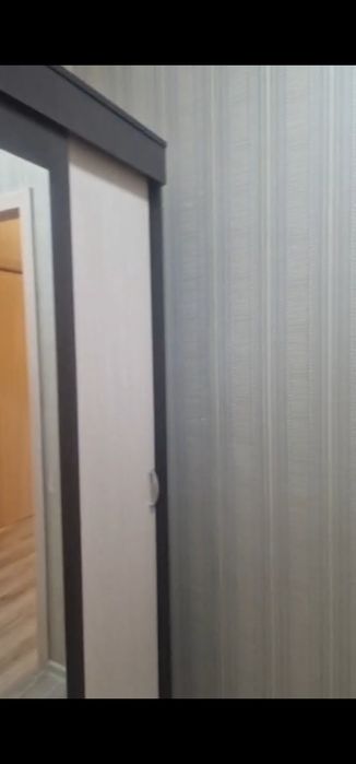 Продам шкаф в прихожею