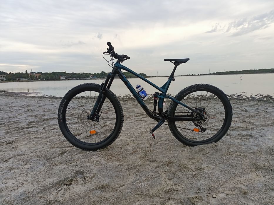 Vând/Schimb Trek Fuel EX 8