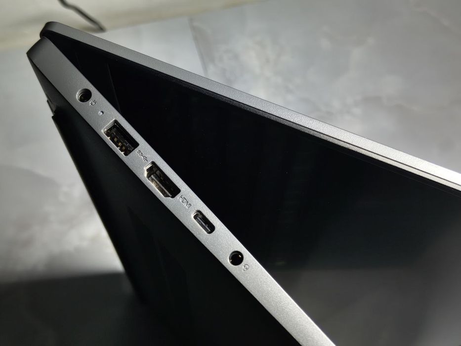 Ноутбук Lenovo ideapad