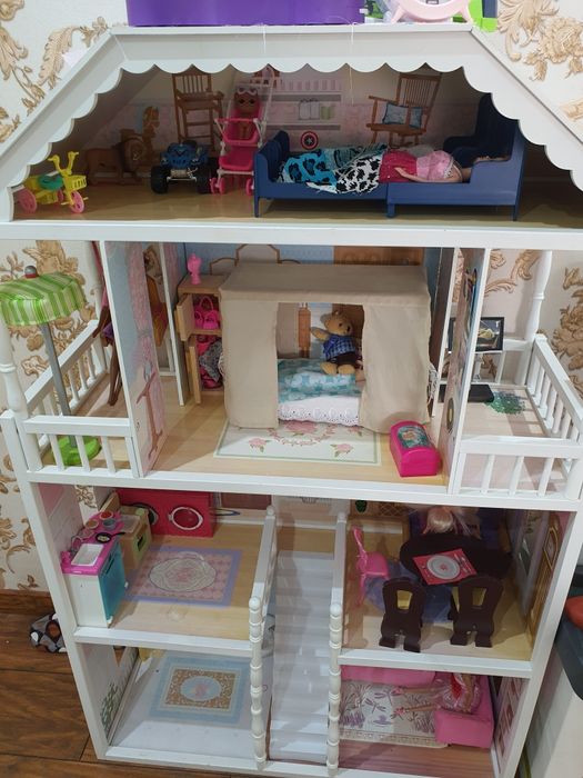 Детска къща за кукли
