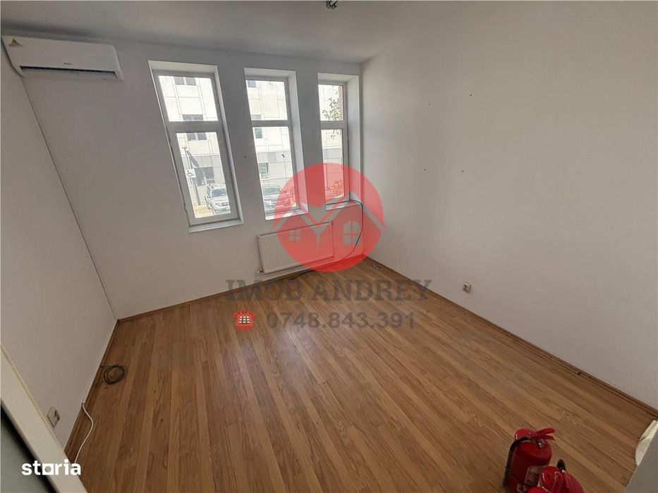 Spatiu 15 mp ultracentral, ideal birou sau salon de înfrumusetare