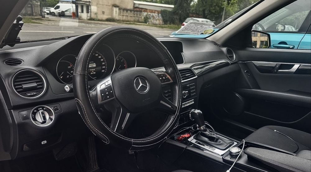 MERCEDES-BENZ C-Class 2014 — imagine 4
