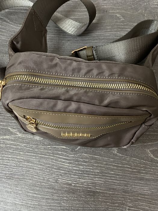 Продам Поясную сумку