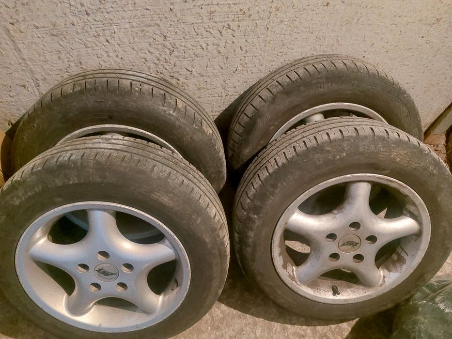 Гими с джанти 185-65\15  5х112