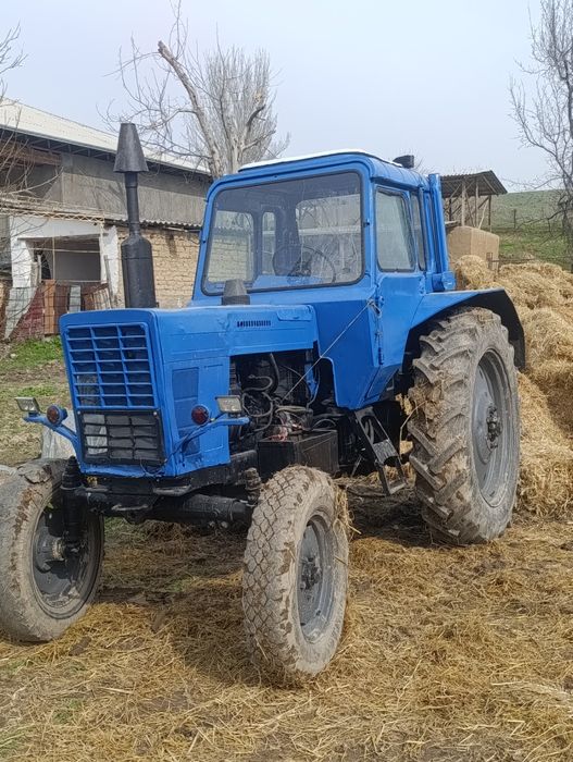 Belarys mtz 80 sotiladi