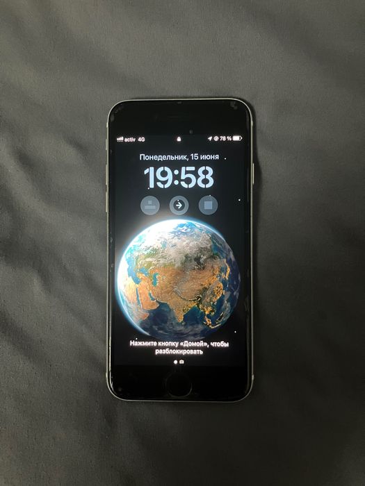 IPhone SE3 2022 в хорошем состоянии