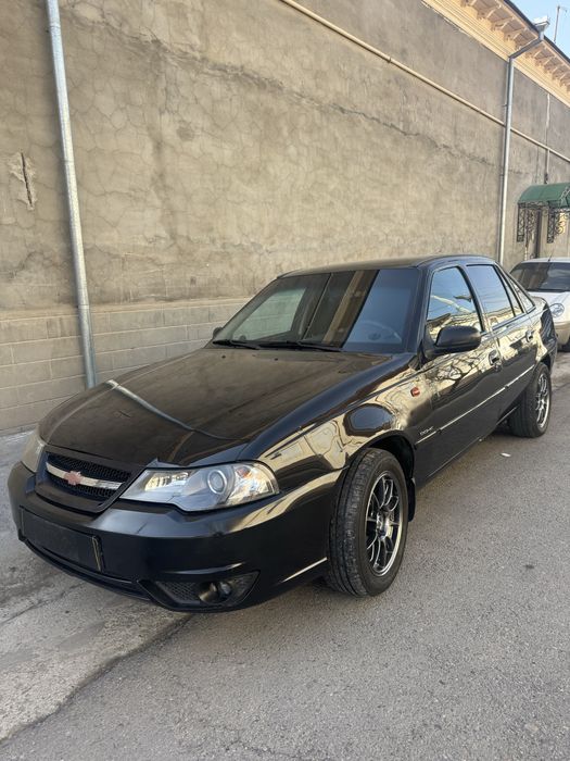 Sotiladi Nexia 2 dons 1,6 metan super srochna gen bor