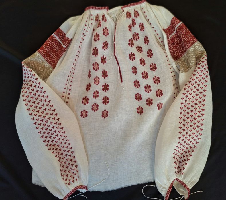 Camasa traditionala / ie noua