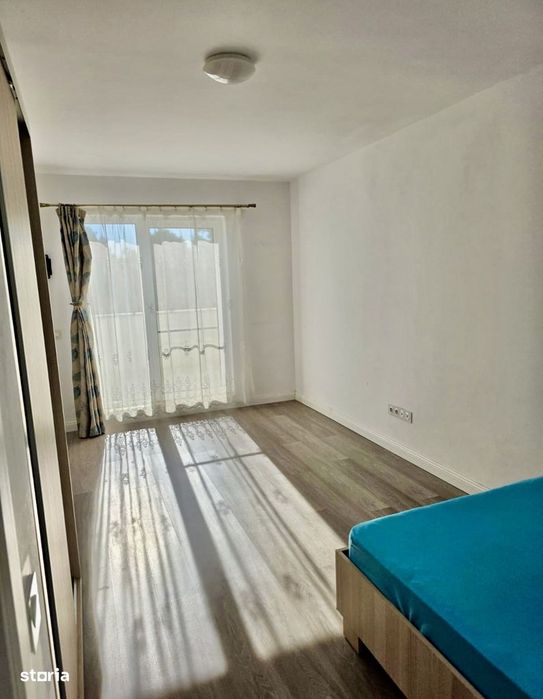 Apartament 3 Camere bloc nou , terasă + parcare auto !