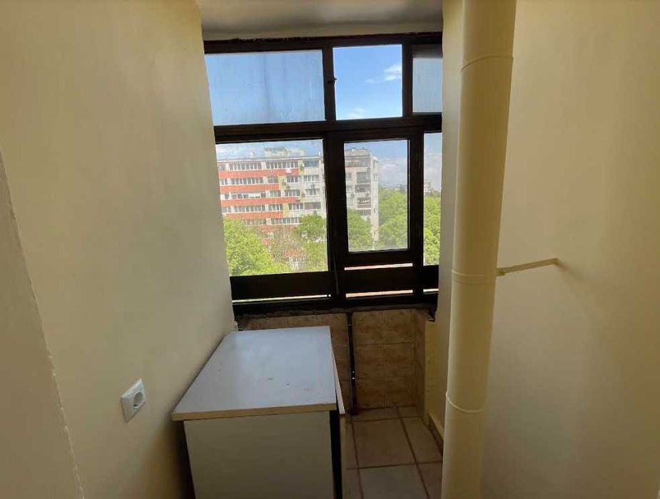 Дава се под наем Тристаен апартамент в Бургас, Братя Миладинови - 85 кв.м за 200 € - Снимка #13