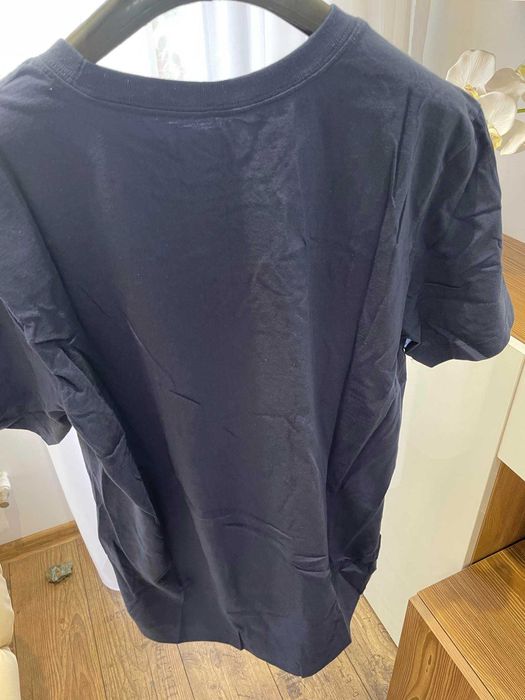 Тениска с яка на адидас на “Манчестър Юнайтед”