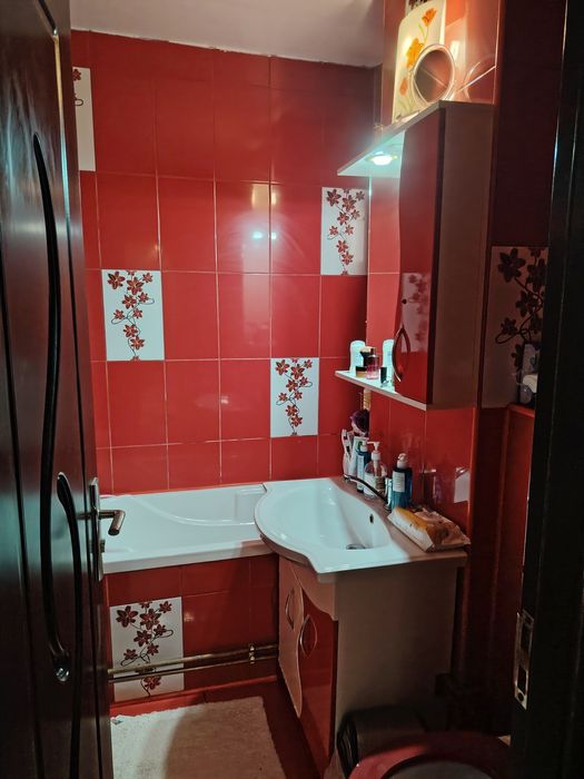 Apartament cu 3 camere