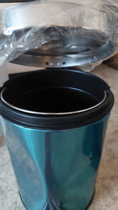 Ведро с педалью нелеквид