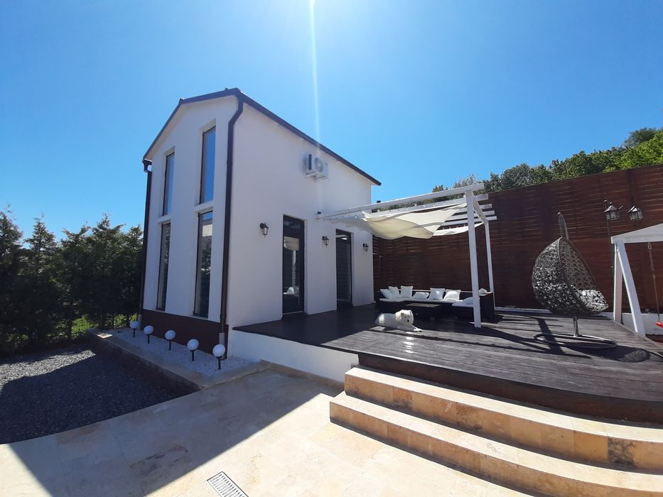 Inchiriez casuta in regim Hotelier !Jacuzzi cu Panorama unica in tara.