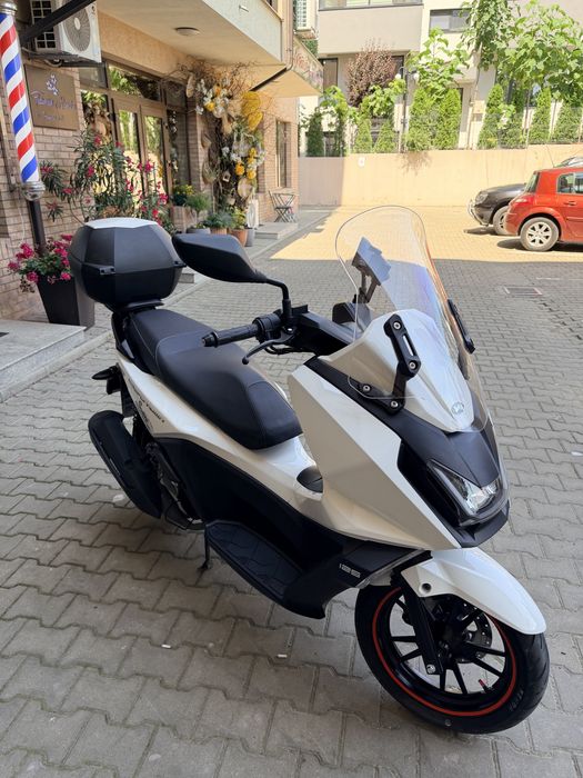 Scuter kymco skytown 125i abs