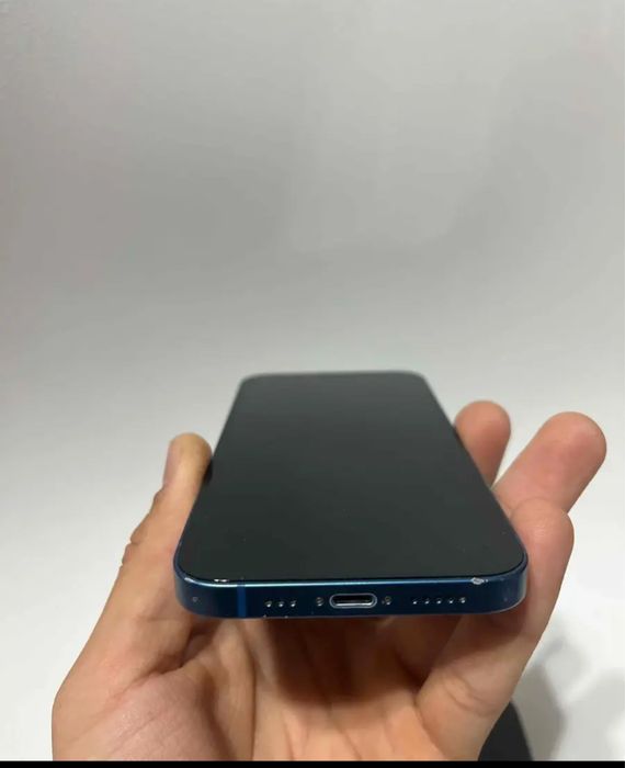 Iphone 13 в хорошем состоянии