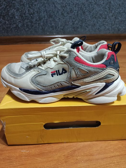 Кроссовки Fila 36 размер.