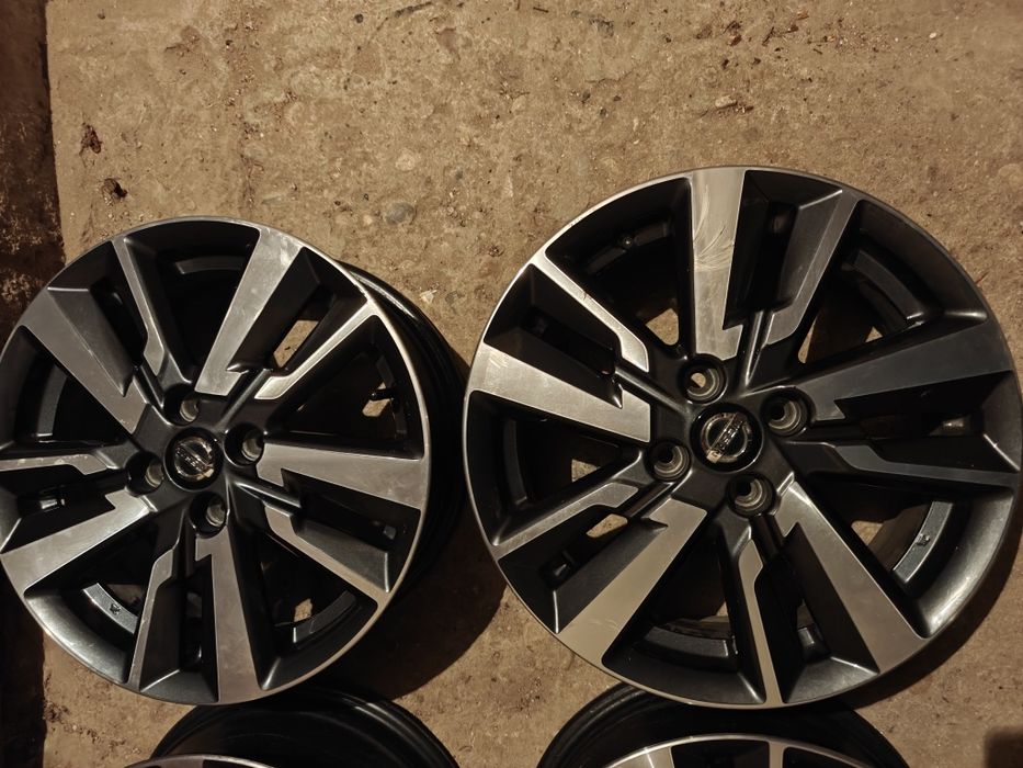 4 броя оригинални джанти на Нисан, стават и за Рено