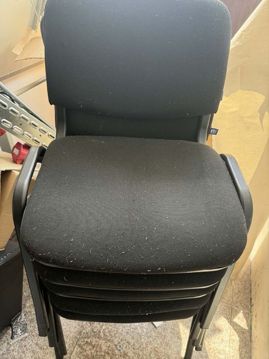 Различни офис столове