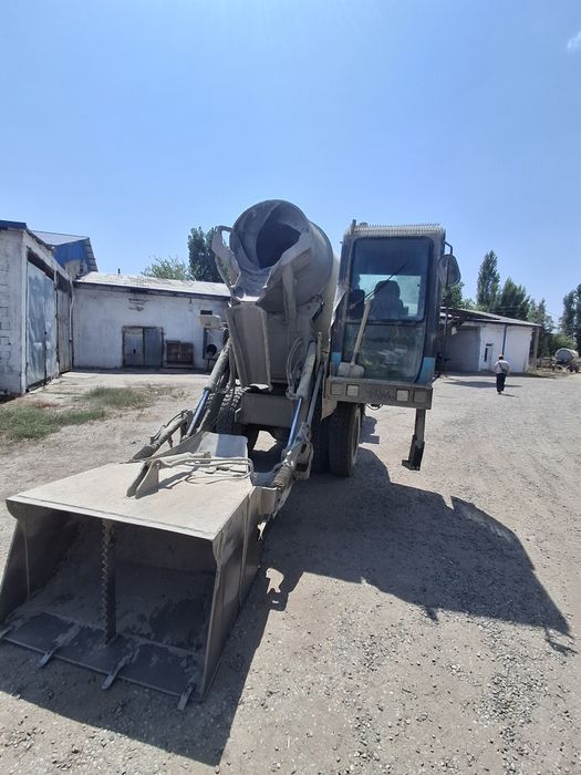 KARMIKS 2021 beton qogirgich
