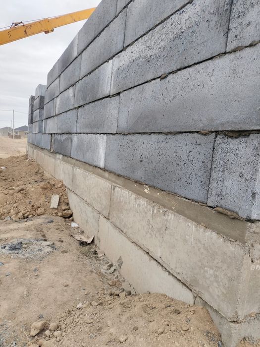 10 соттық жер қабырғасы көтерілген