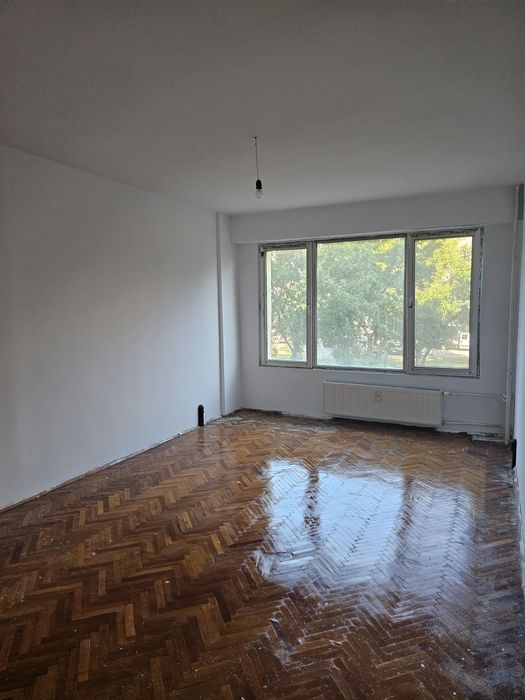 Дава се под наем Двустаен апартамент в Перник, Изток - 58 кв.м за 73000 € - Снимка #1