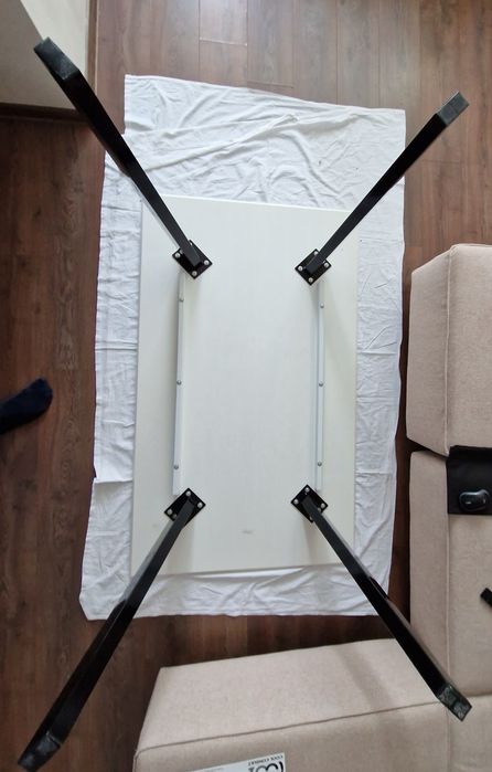 Маса 90/150см плот бял гланц