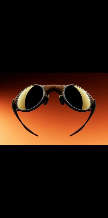 Oakley Mars — культовые очки.
Oakley Mars X-Meta