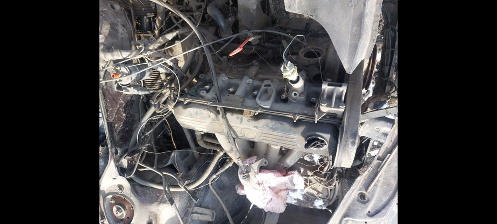 Двиготель на ауди 100 объем 2,3