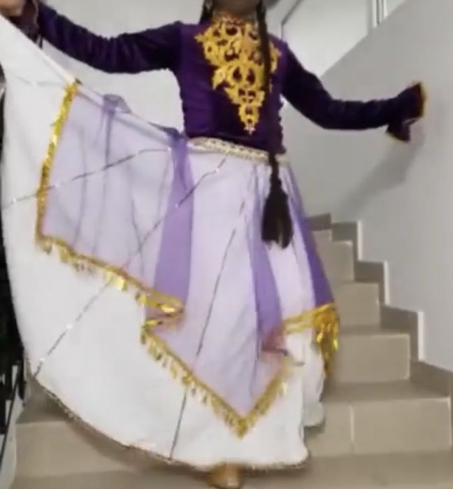 Продам национальные костюмы