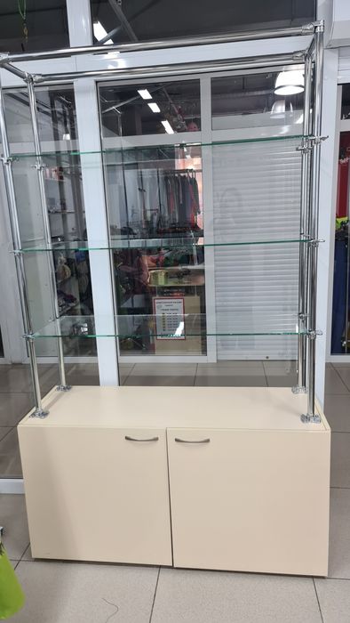 Продам витрину в отличном состоянии